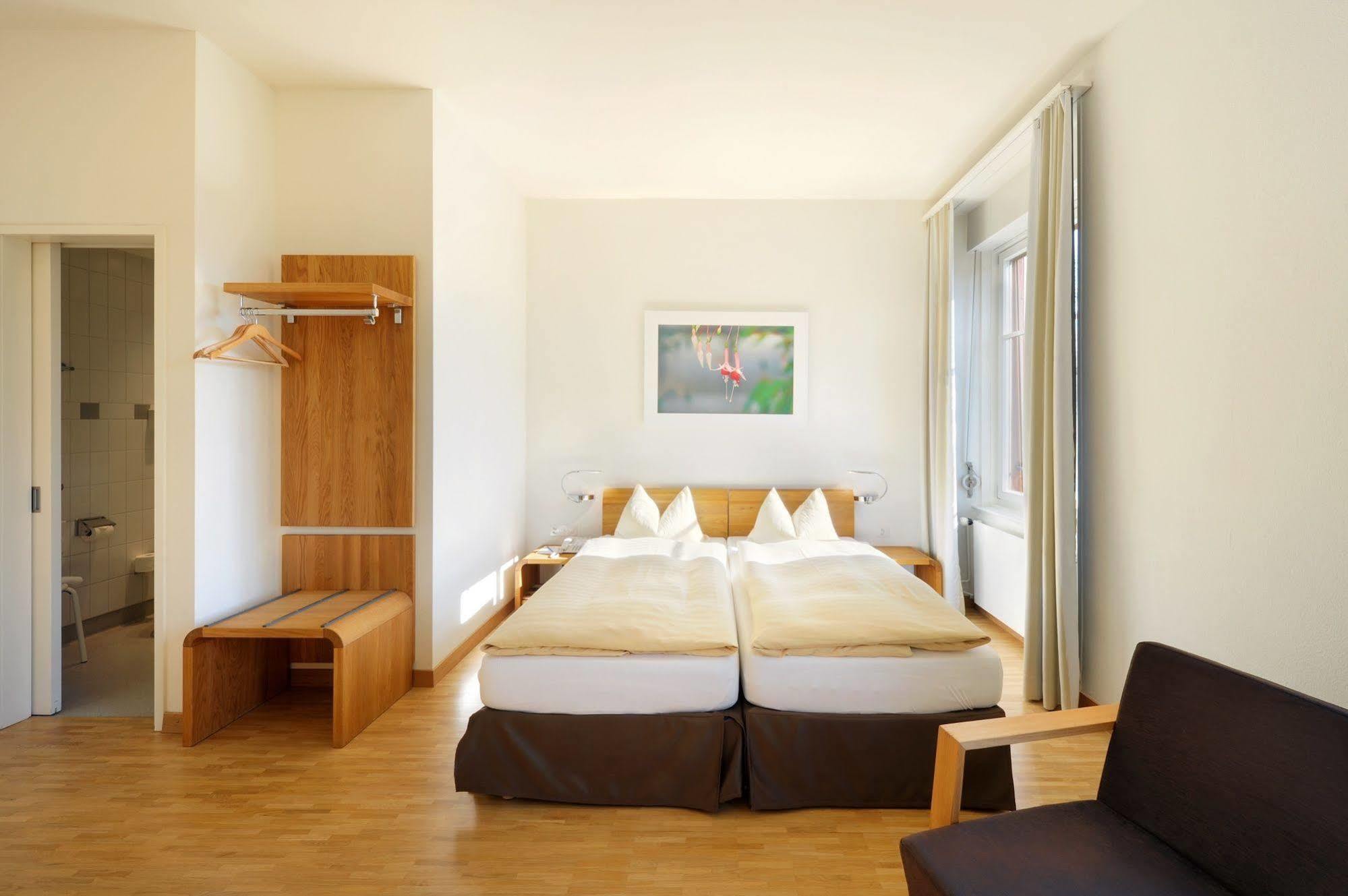 Odelya - Stadthotel Im Park Базел Екстериор снимка