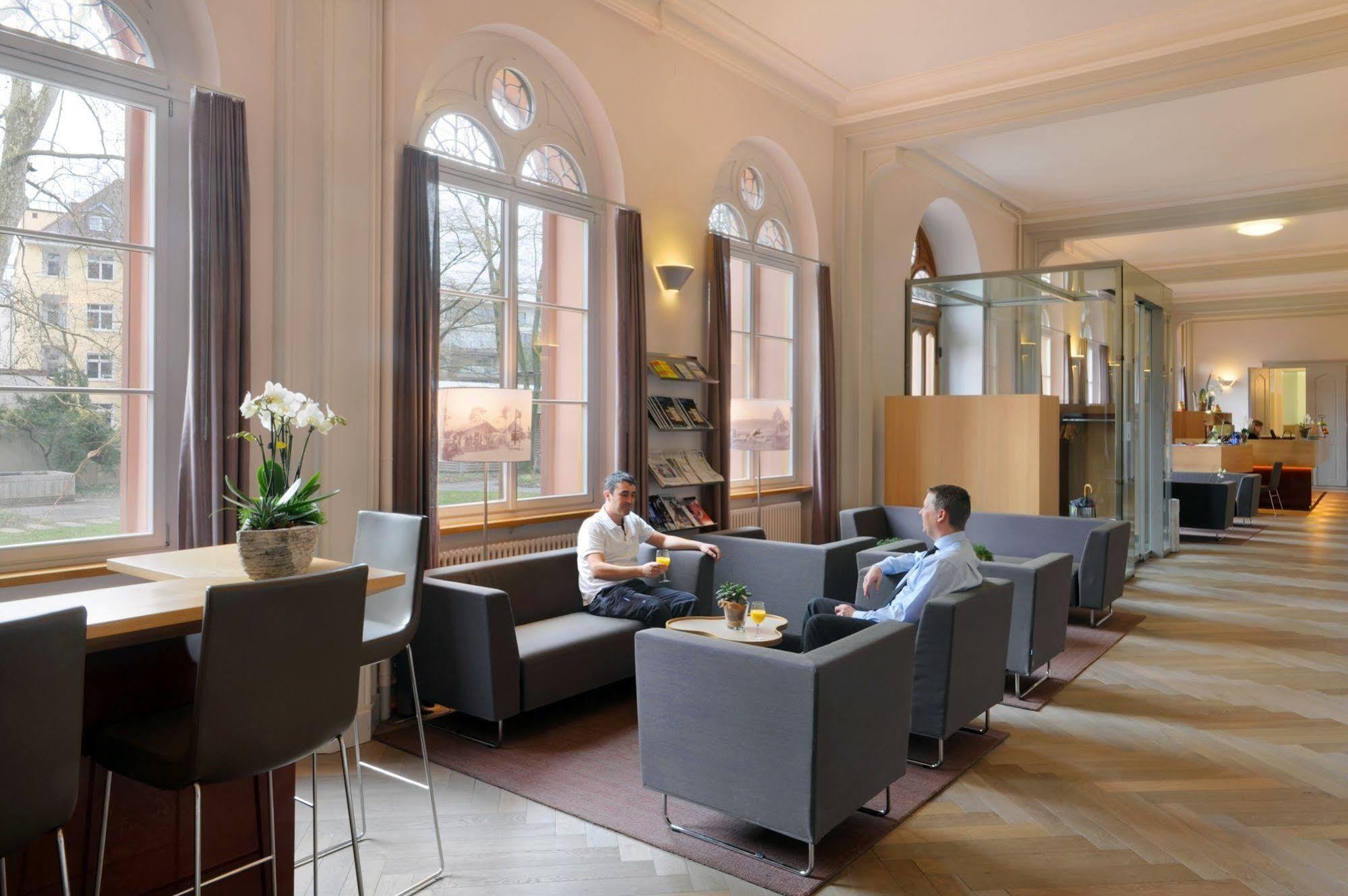 Odelya - Stadthotel Im Park Базел Екстериор снимка